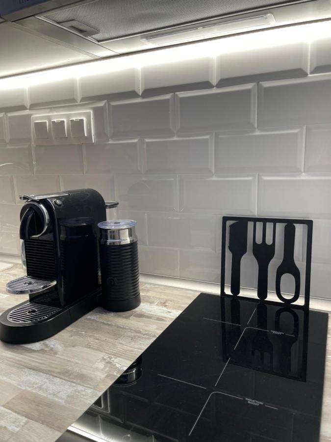 2Bd - Deer Traveler Family Apt Apartment Солун Екстериор снимка